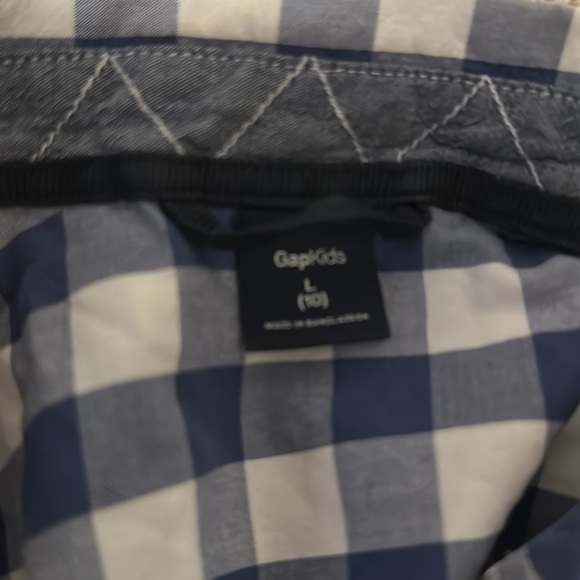 Long sleeve button up shirts - Picture 3 of 5